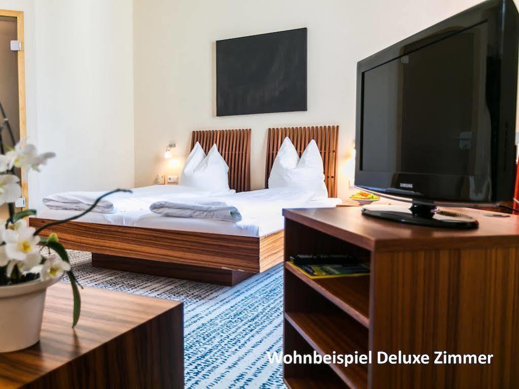 Hotel Sinsheim Kültér fotó